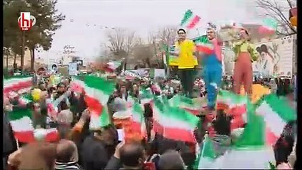 Burası "Millet Kıraathanesi" değil: Onlar da çay ve kek dağıtıyor!