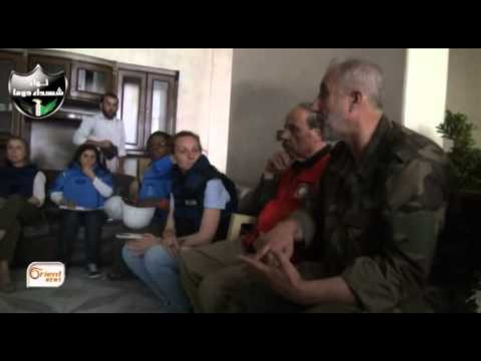 أورينت نيوز| ريف دمشق-دوما طيران النظام يستهدف المساعدات بوجود الأمم المتحدة