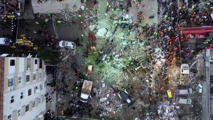 Kartal'da çöken binanın enkazındaki deniz kabukları görüntülendi - İSTANBUL