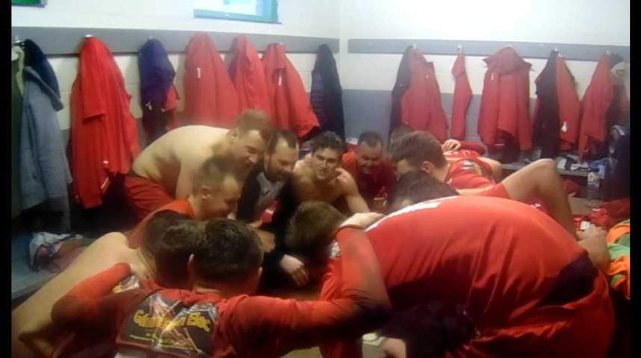 Football P4A Hainaut - La joie dans le vestiaire de Luingne après le succès 5-0 contre Néchin