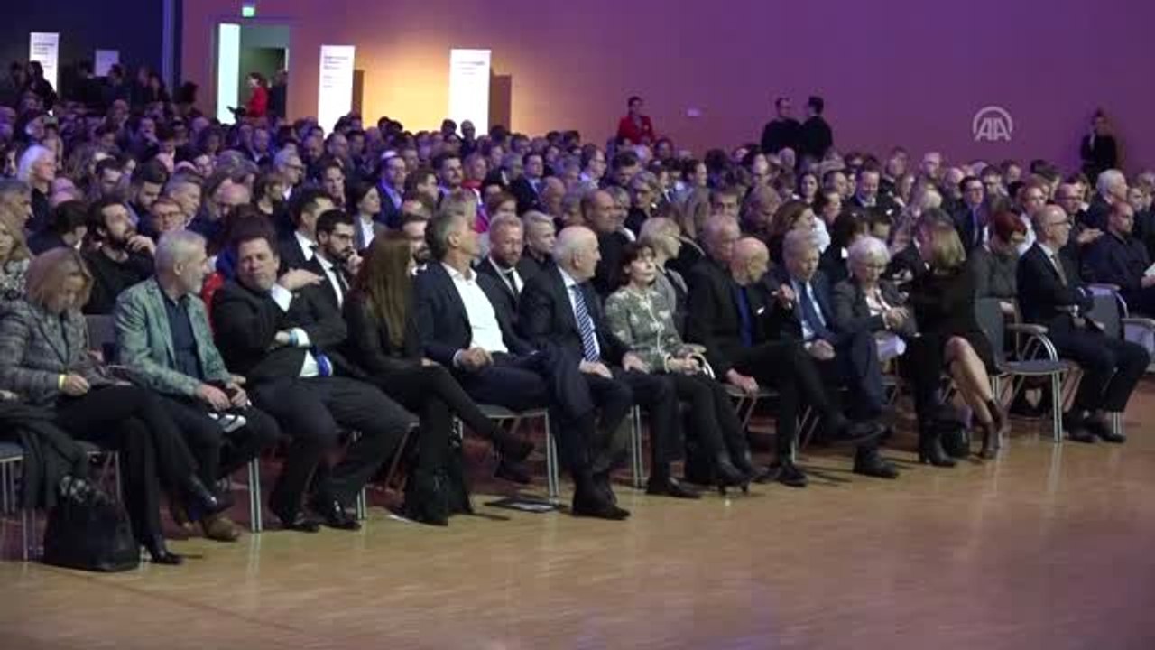 Türk Kartalı", "En Mükemmel Uçak Tasarımı" Ödülünü Aldı - Ödül Töreni