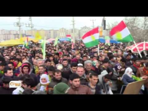 Cejna Newrozê li Amedê