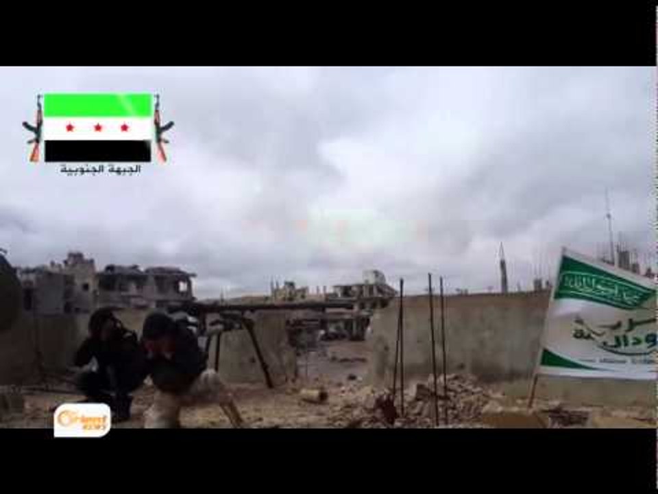 Li gundewarê Der'ayê li bajarê Senemên pevçûn .