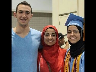 أميركي يلقب نفسه "عدو المؤمنين" يقتل ثلاثة مسلمين والتغطية الإعلامية جريمة تفوق الجريمة - هنا سوريا