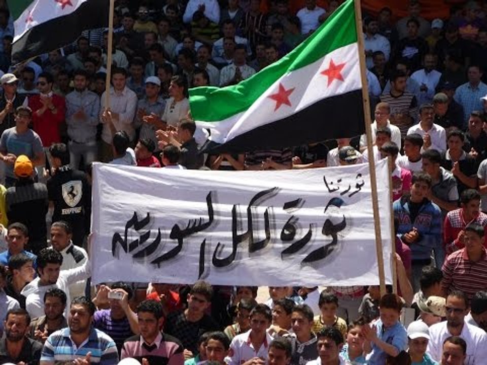 "إسقاط الأسد" البند الذي أثار خلافات الصحفيين الأحرار! - هنا سوريا
