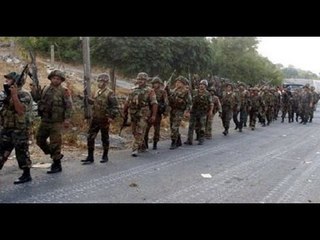 شاهد كيف حول شبيحة الأسد المدنيين لدروع بشرية خلال انسحابهم من إدلب - هنا سوريا