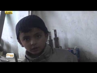 Zarokên Cizîrê dev ji xwendinê berdane û kar dikin