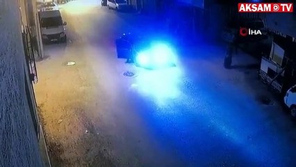 4 yaşındaki çocuk babasının elinden kaçınca otomobilin altında kaldı