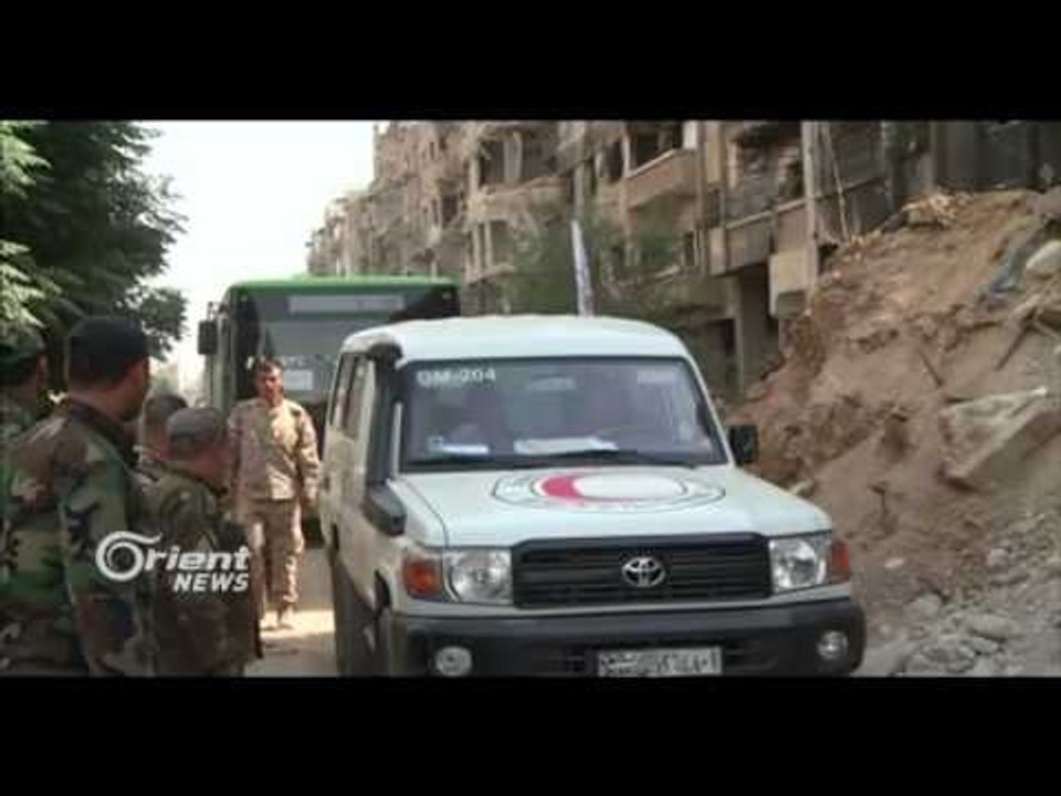 Hêzên rêjîmê bajarê Dûma bi mûşekan topbaran dike