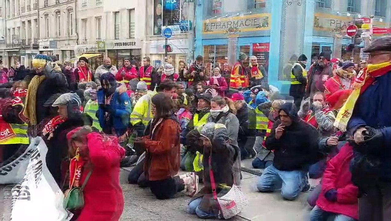1 Manif du 14 Déc.2018 Augmentation des salaires et pensions - Protection sociale