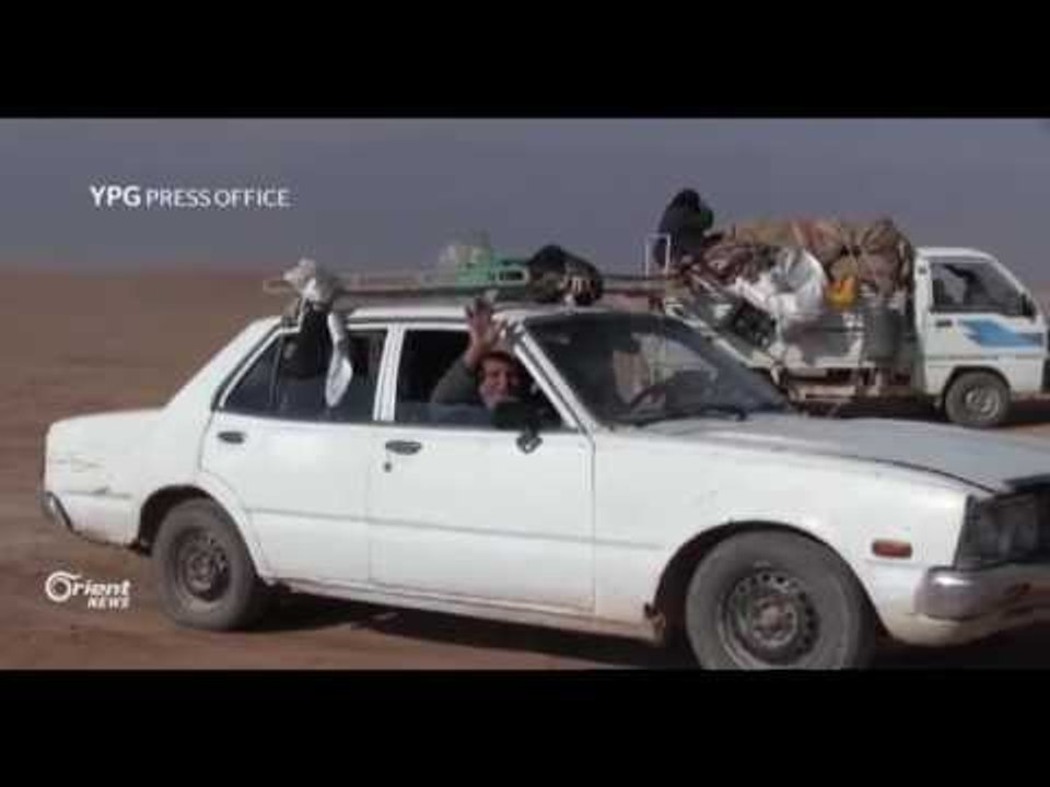 Şervanên HSDê gundên Ebû Cidî û Hisênî li nêzî Reqayê kontrol dikin