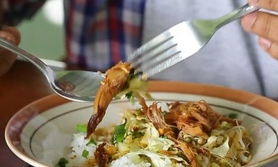 Benu Keliling: Sensasi Nikmati Soto Kering