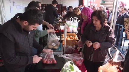 Albayrak, Üsküdar Tanzim Satış Noktasını Ziyaret Etti (1)