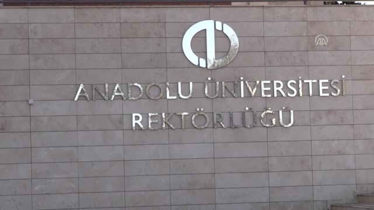 Anadolu Üniversitesi ile "Tazelenme Üniversitesi" Protokol İmzaladı - Eskişehir