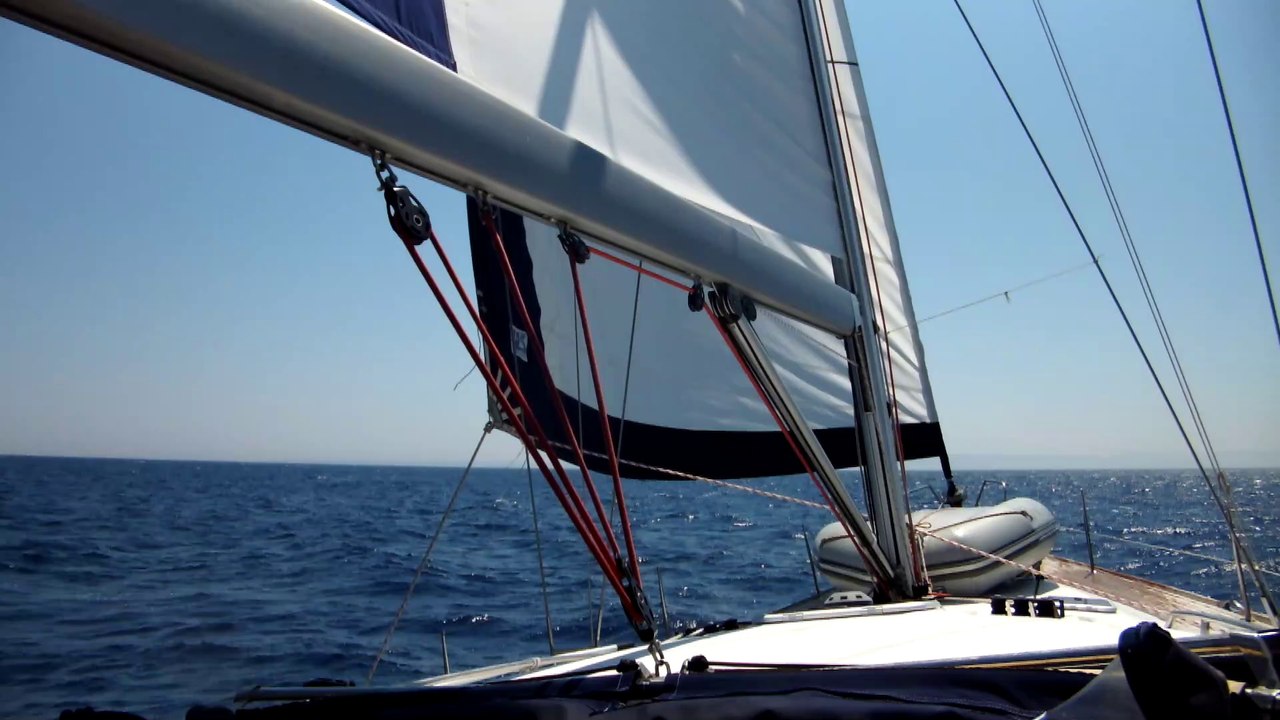 Segeln vor Küste der Tuerkei