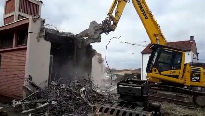 Longeville-lès-Saint-Avold : démolition de la tour de séchage