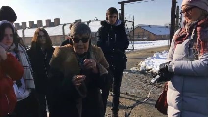 Ginette Kolinka rescapée d'Auschwitz : "Cette fumée, c'était l'usine de la mort"