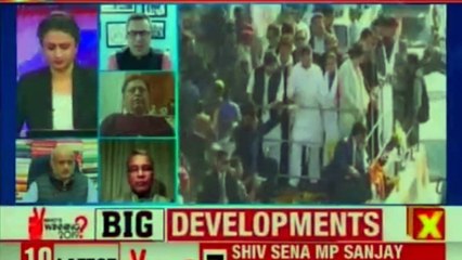 Priyanka's Roadshow attracts sea of admirers in Lucknow | Priyanka Gandhi | Rahul Gandhi | Congress