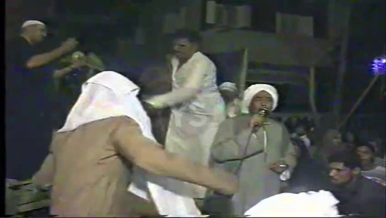 الشيخ احمد بعزق ياما انتى ياعنيا