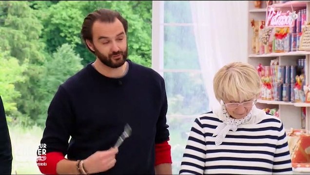 Cyril Lignac ému aux larmes dans Le Meilleur Pâtissier