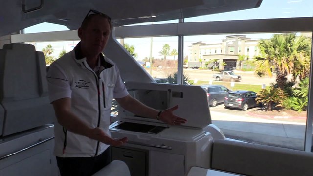 2019 Azimut Verve 40 For Sale at MarineMax Houston