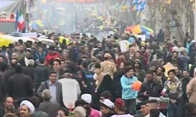 Warga Teheran Tumpah Ruah Peringati 40 Tahun Revolusi Iran