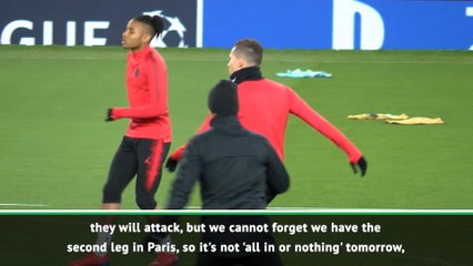 Draxler expects tight tie between PSG and United