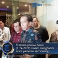 Saat Jokowi Mencoba Melukis