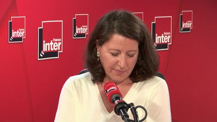 Agnès Buzyn sur les prothèses mammaires : "Si les experts pensent qu'il y a un lien [avec des cas de cancer], il faut interdire ces implants"