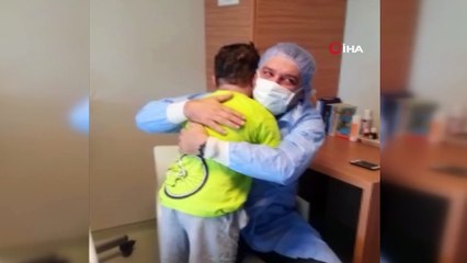 Lösemi hastası Emir Kaan 'Mesut Komiser'in tespihini başucunda taşıyor