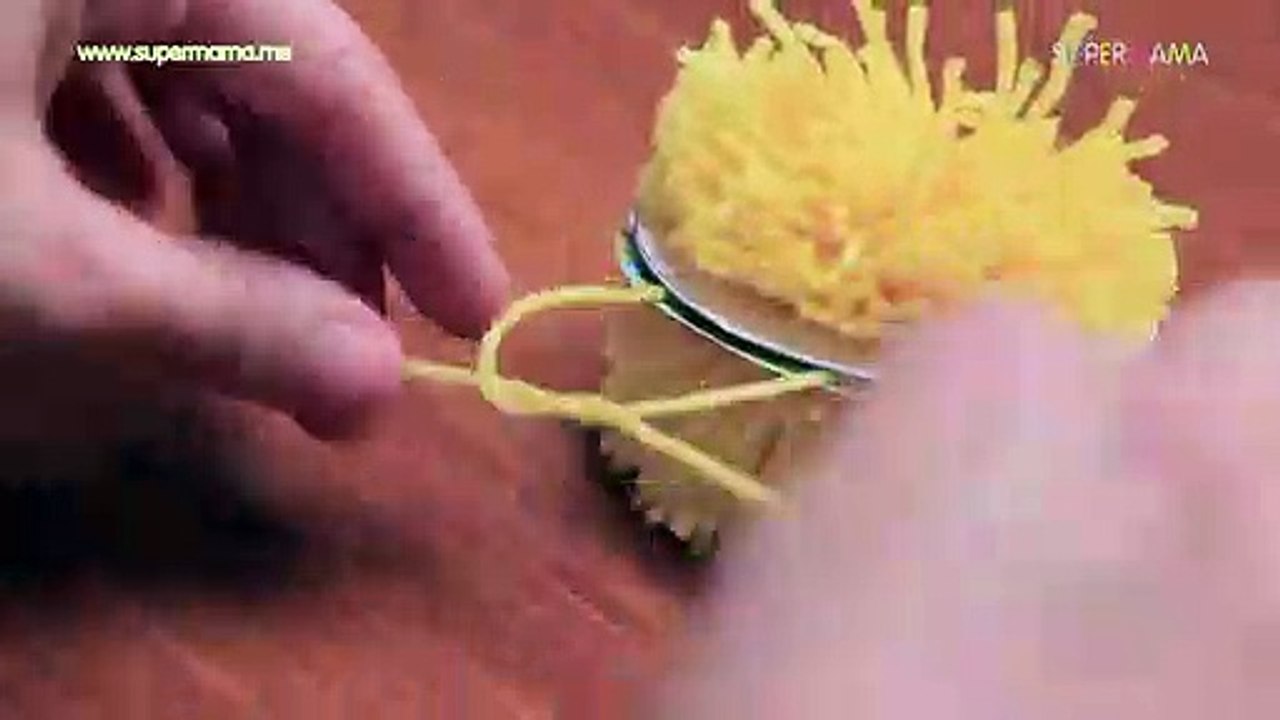 اصنعي بنفسك كتكوت بوم بوم من الصوف في شم النسيم- How to Make Pom Pom Easter Chicks