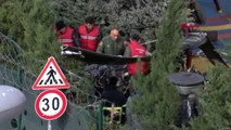 İstanbul- Kaza Kırım Ekibi, Çekmeköy'de Düşen Helikopter Enkazında İncelemelere Başladı
