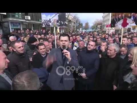 Ora News - Basha heq xhupin dhe i përgjigjet Ramës për bashkinë e Pogradecit