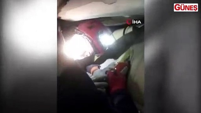 Kartal’da enkaz altından kurtarılan Mahmut Tayyip Alemdar’ın göçük altından kurtarılma görüntüleri ortaya çıktı