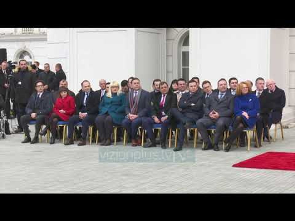 Maqedonia e Veriut ngre flamurin e NATO-s - News, Lajme - Vizion Plus
