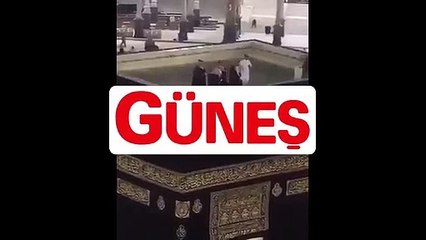 İbn Selman inşaat çalışmalarını denetlemek için Kabe'nin üstüne çıktı