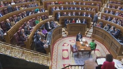 Montero rechaza el chantaje y la crispación en el debate de los Presupuestos