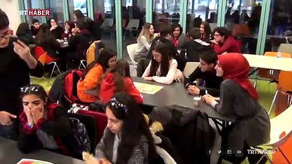 Erzincan'da açılan kafede öğrenciler İngilizcelerini geliştiriyor