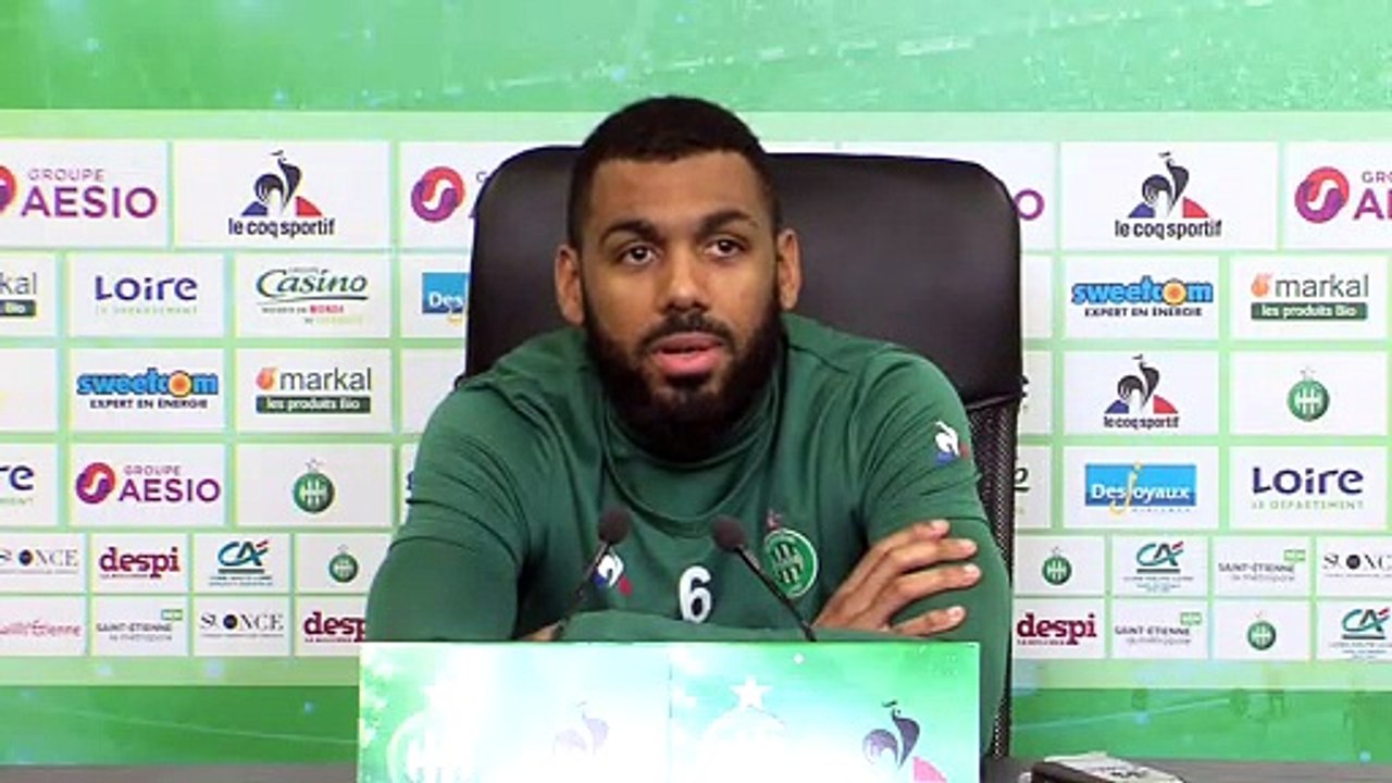 Yann M'Vila: "Ça se resserre"