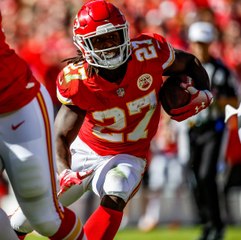 Kareem Hunt Signs With the Cleveland Browns