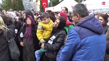 Minik Kıvanç'tan şehit babasına en acı veda...Şehidin tabutuna dokundu, tabutuna böyle el salladı