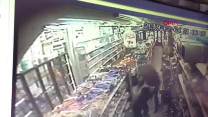 İzmir Bıçaklı Saldırgan Gözaltına Alındı