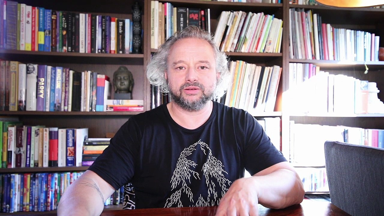 UnArt TV präsentiert - Shamov liest - Kapitel 'Musik'