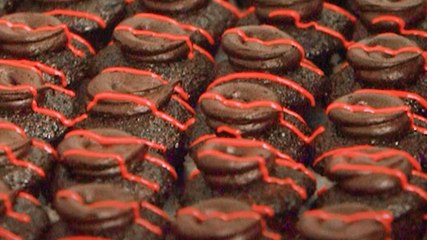 Baked By Melissa's New Signature Valentine's Flavors