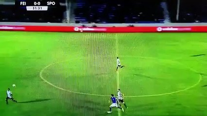 Lance da defesa do Sporting que já está a correr o mundo pelas piores razões