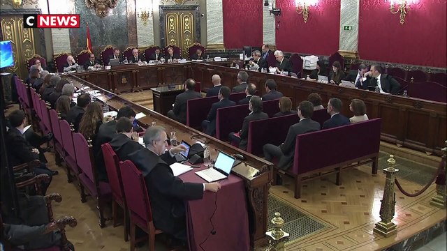 Espagne : premier jour du procès des dirigeants indépendantistes catalans