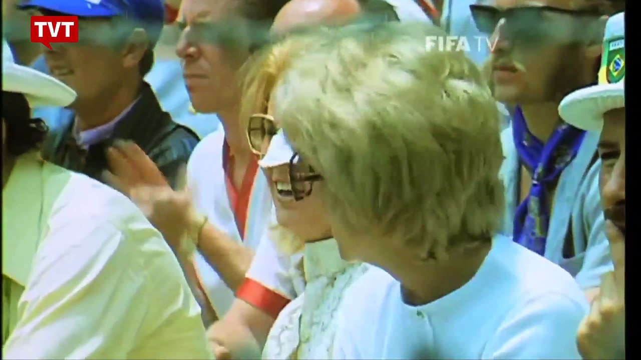 Morre Gordon Banks, autor da defesa do século