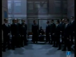 Cruz y raya - Matrix Blasa Reloaded