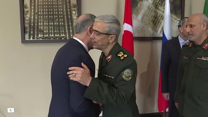 Milli Savunma Bakanı Akar, İran Genelkurmay Başkanı Bageri ile Görüştü