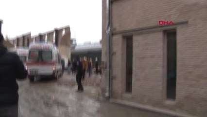 Adana Müzedeki İnşaatta İskele Çöktü 5 Yaralı